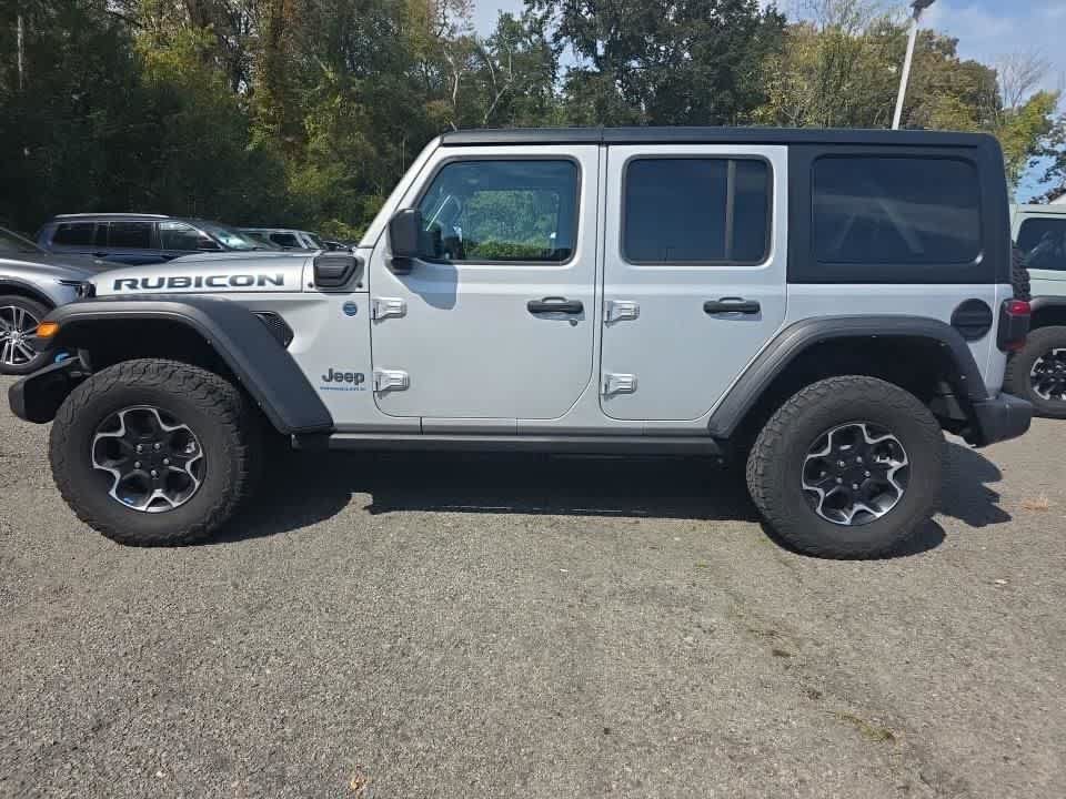 Used 2023 Jeep Wrangler Unlimited Rubicon 4xe AWD/4WD image 4