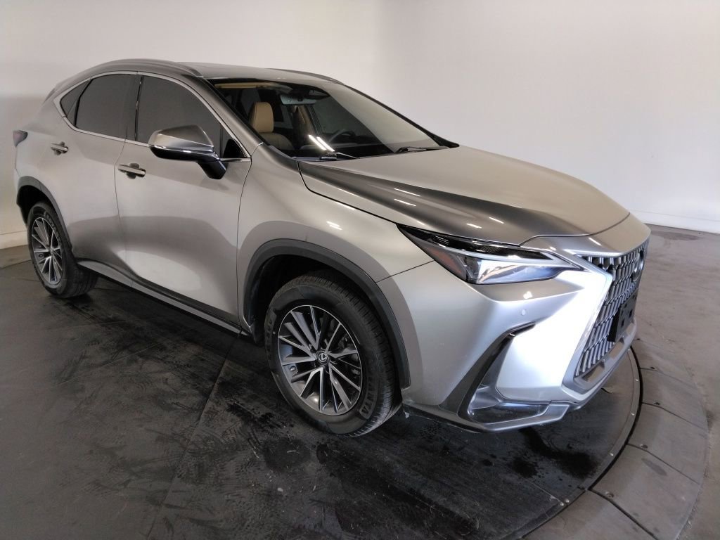 Used 2023 Lexus NX 350 AWD image 4