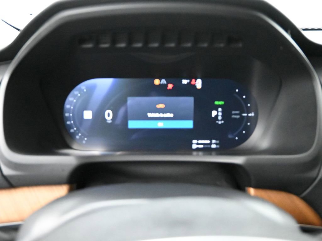 Used 2025 Volvo XC90 T8 Plus image 10