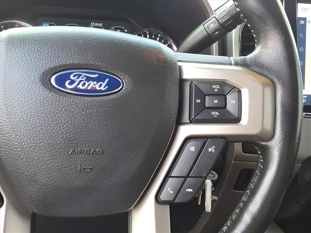 Used 2022 Ford F350 Lariat image 18