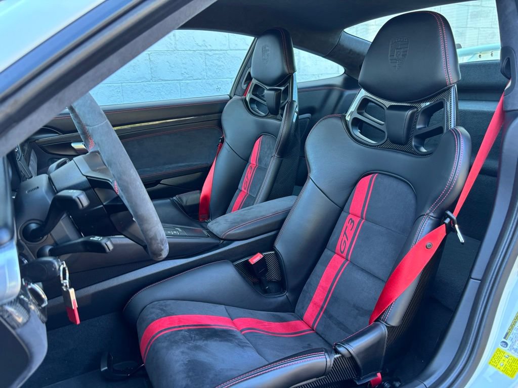 Used 2018 Porsche 911 GT3 RWD image 5