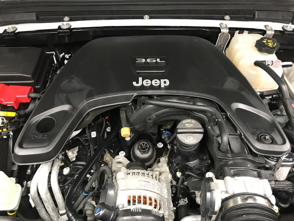 Used 2021 Jeep Gladiator Willys image 26