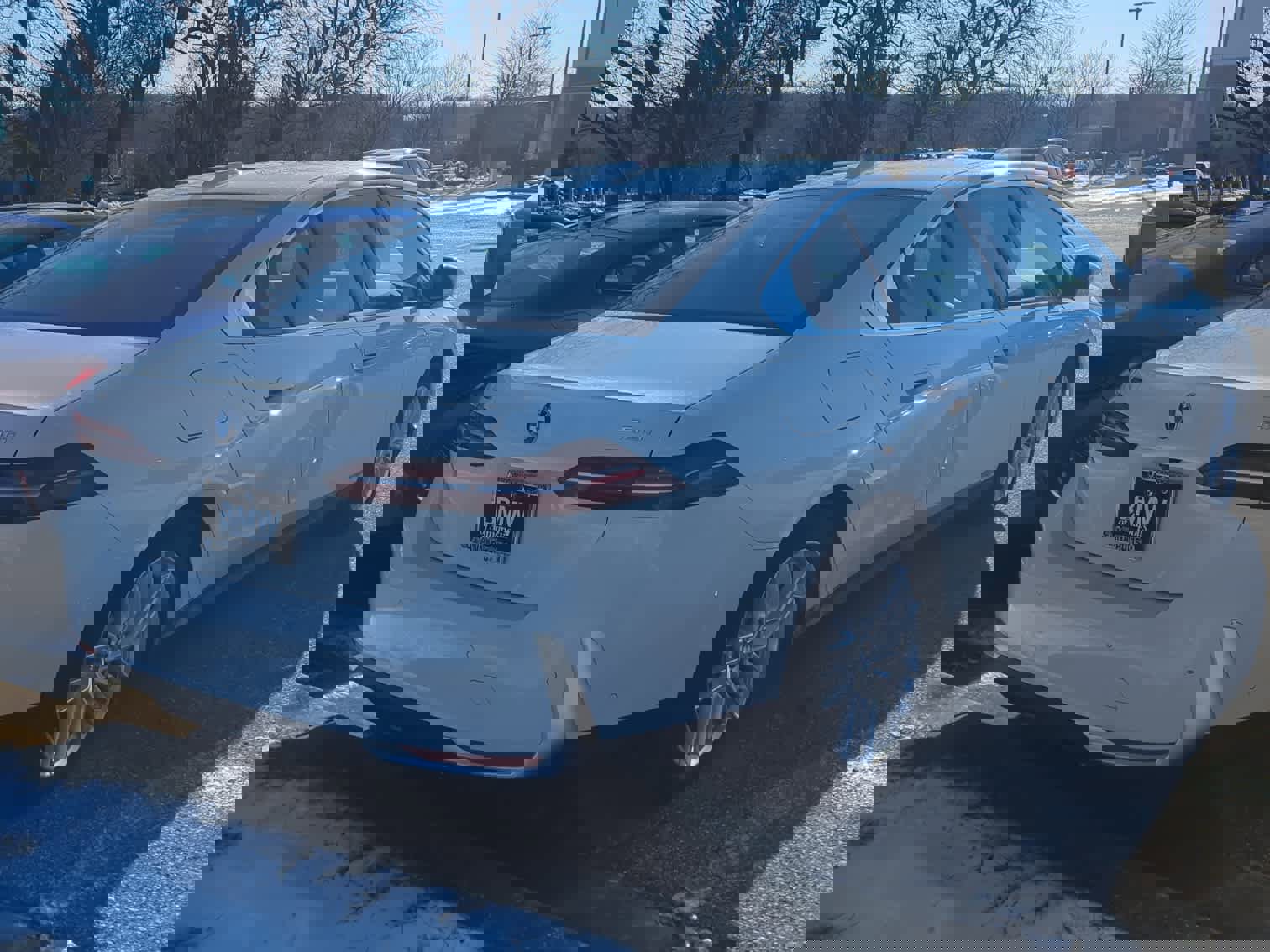 Used 2025 BMW 530i xDrive image 10