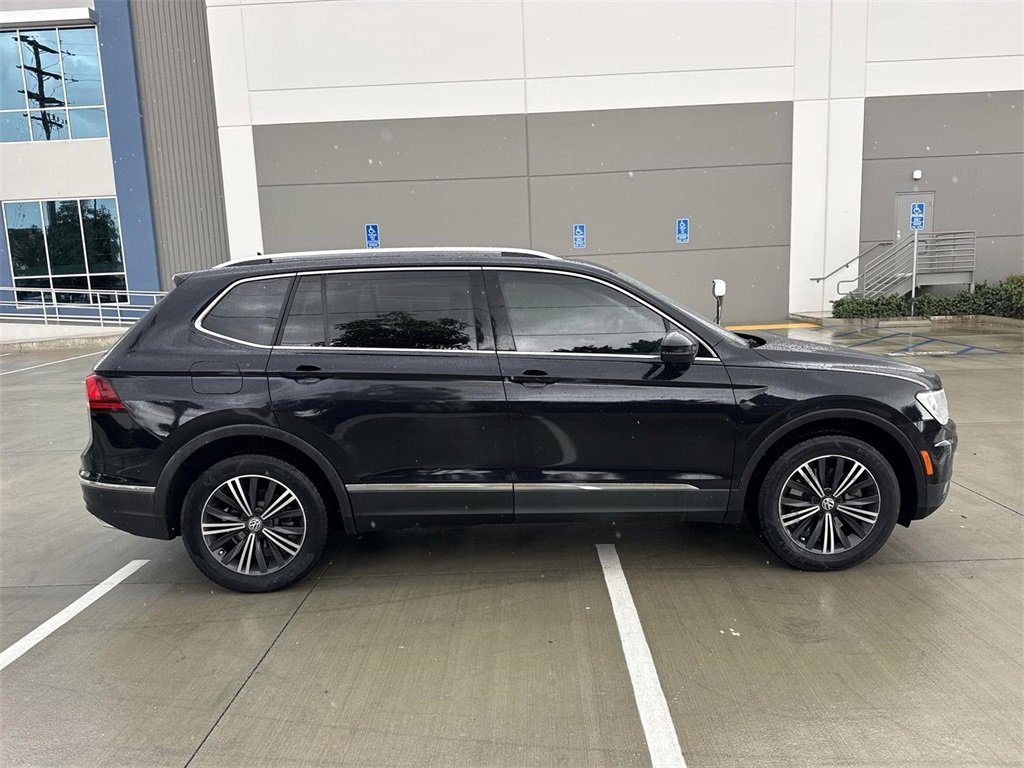 Used 2019 Volkswagen Tiguan SEL image 2