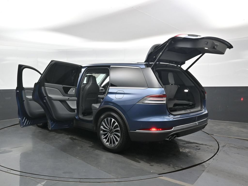 Used 2020 Lincoln Aviator Reserve w/ Equipment Group 201A AWD/4WD image 49