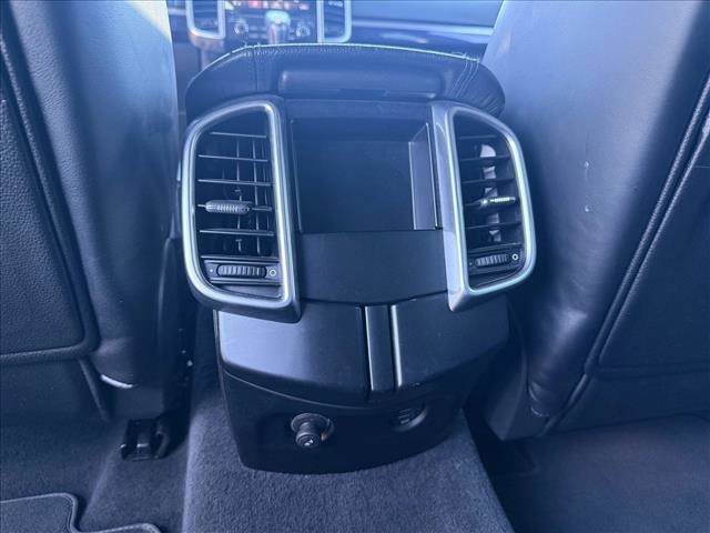 Used 2017 Porsche Cayenne image 24