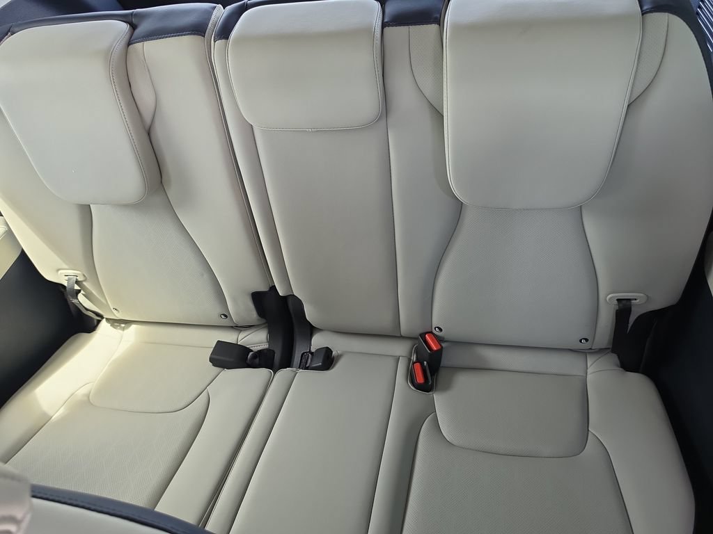 New 2026 Kia Carnival SX FWD image 18