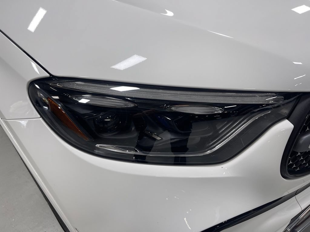 Used 2023 Mercedes-Benz GLC 300 4MATIC image 10
