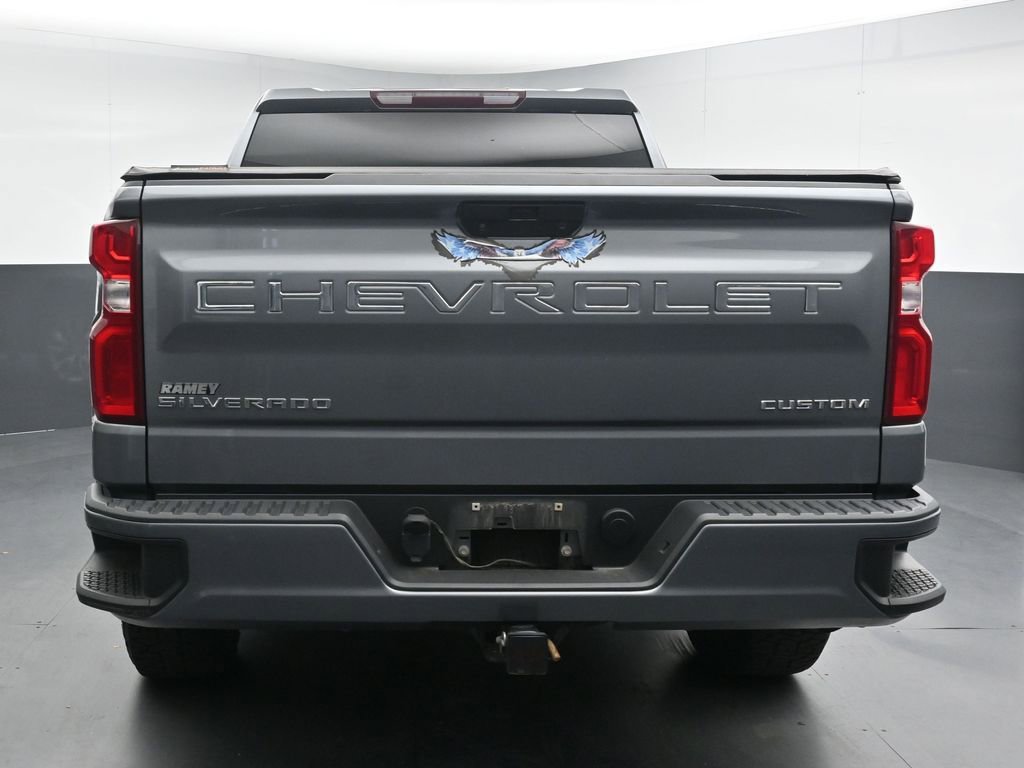 Used 2021 Chevrolet Silverado 1500 Custom AWD/4WD image 7