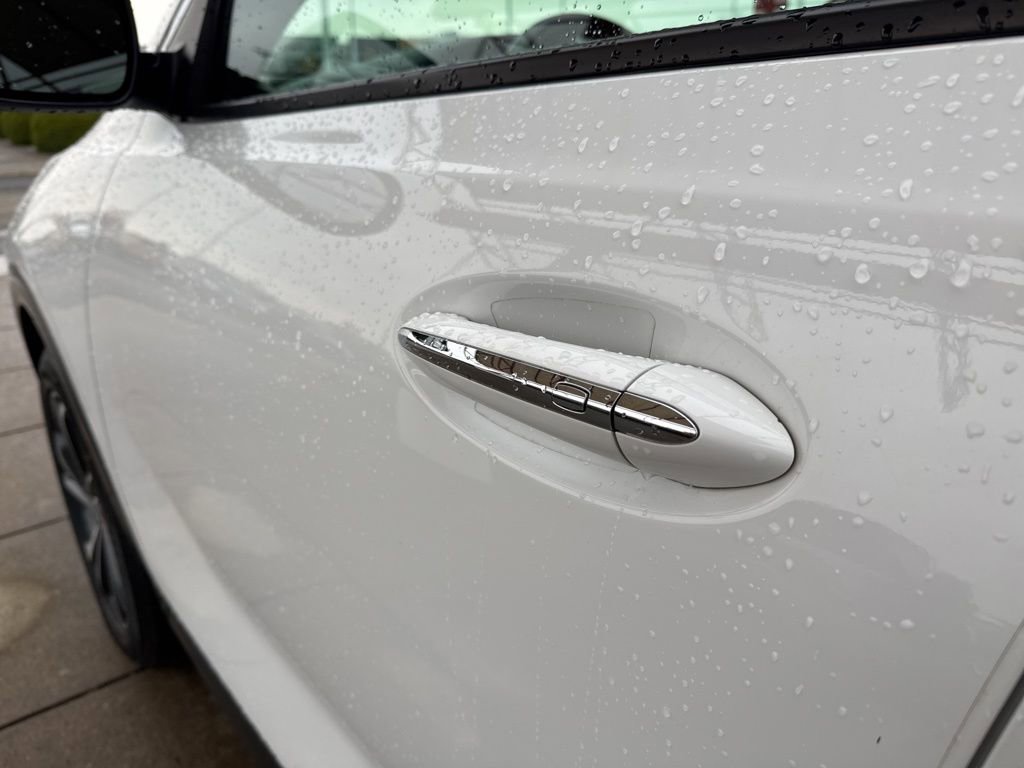 Used 2020 Buick Encore GX Essence image 20