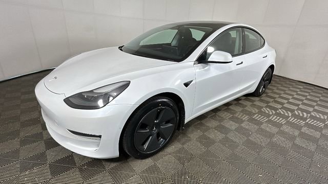 Used 2021 Tesla Model 3 Standard Range Plus RWD image 7
