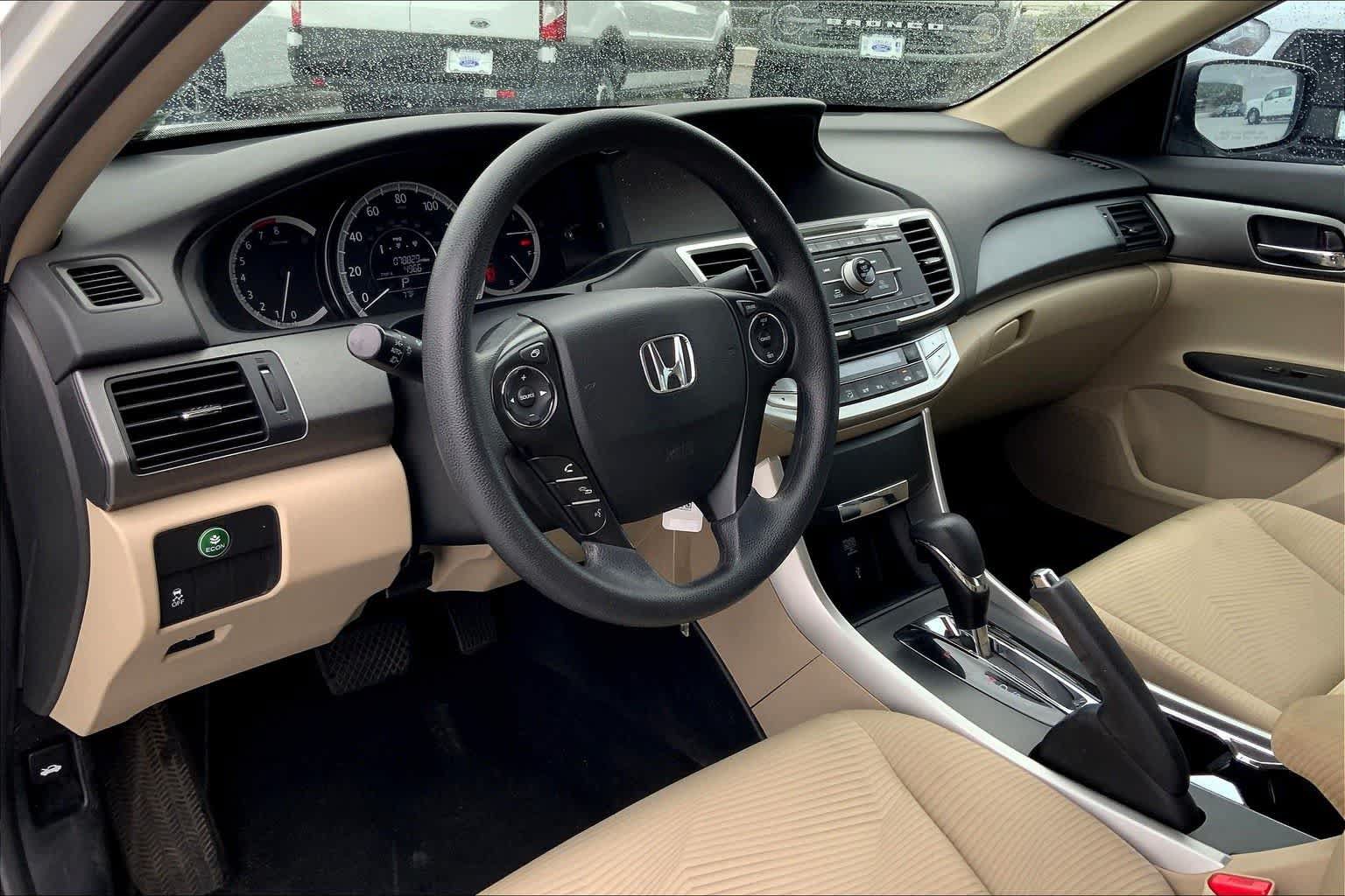 Used 2015 Honda Accord LX image 2