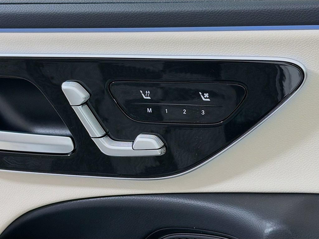 New 2026 Mercedes-Benz E 350 4MATIC Sedan image 23