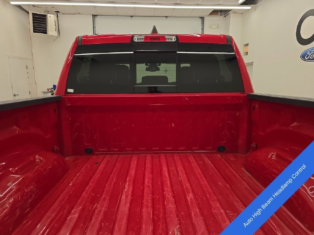 Used 2019 RAM 1500 Laramie AWD/4WD image 17