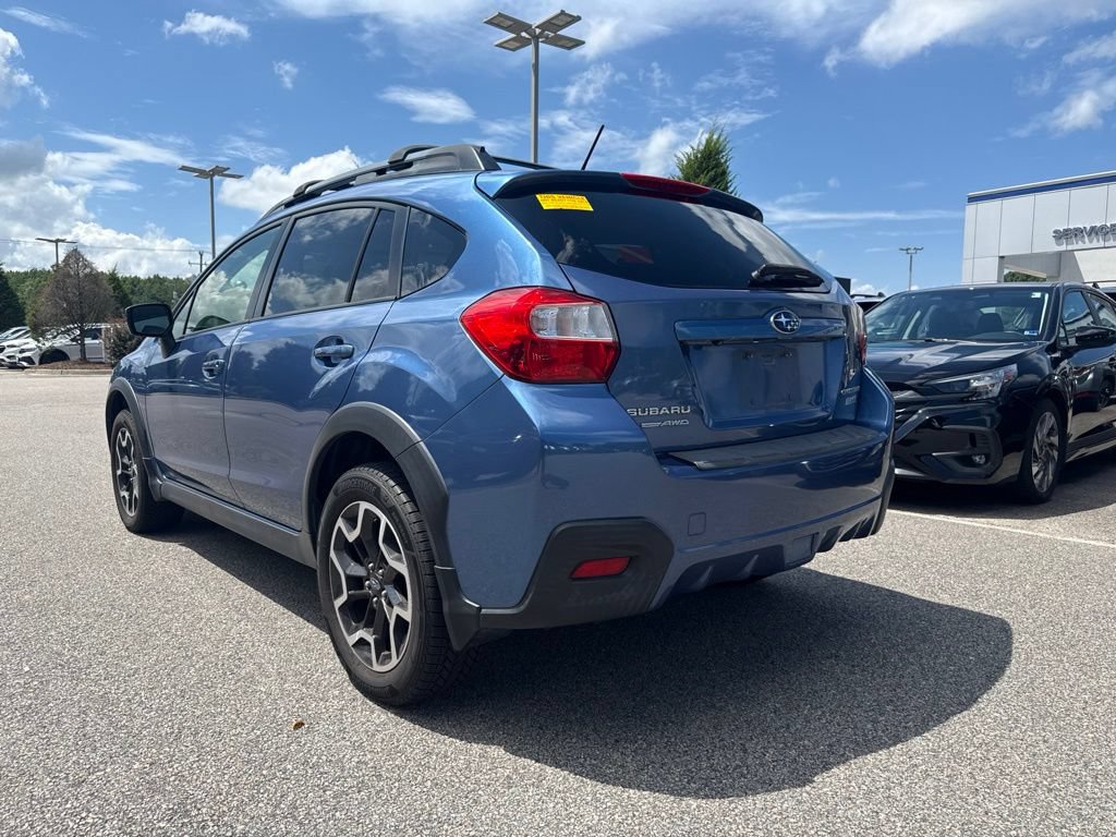 Used 2016 Subaru Crosstrek 2.0i Premium w/ Moonroof Package AWD/4WD image 3