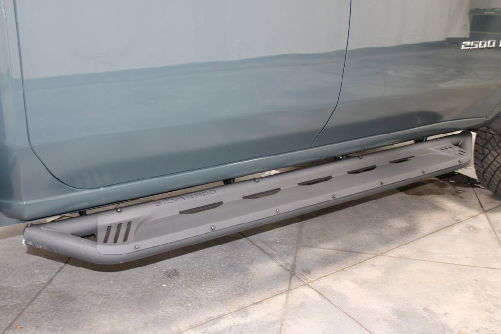 New 2026 Chevrolet Silverado 2500 ZR2 image 12