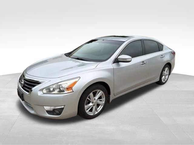 Used 2015 Nissan Altima 2.5 SV w/ Convenience Package FWD image 8