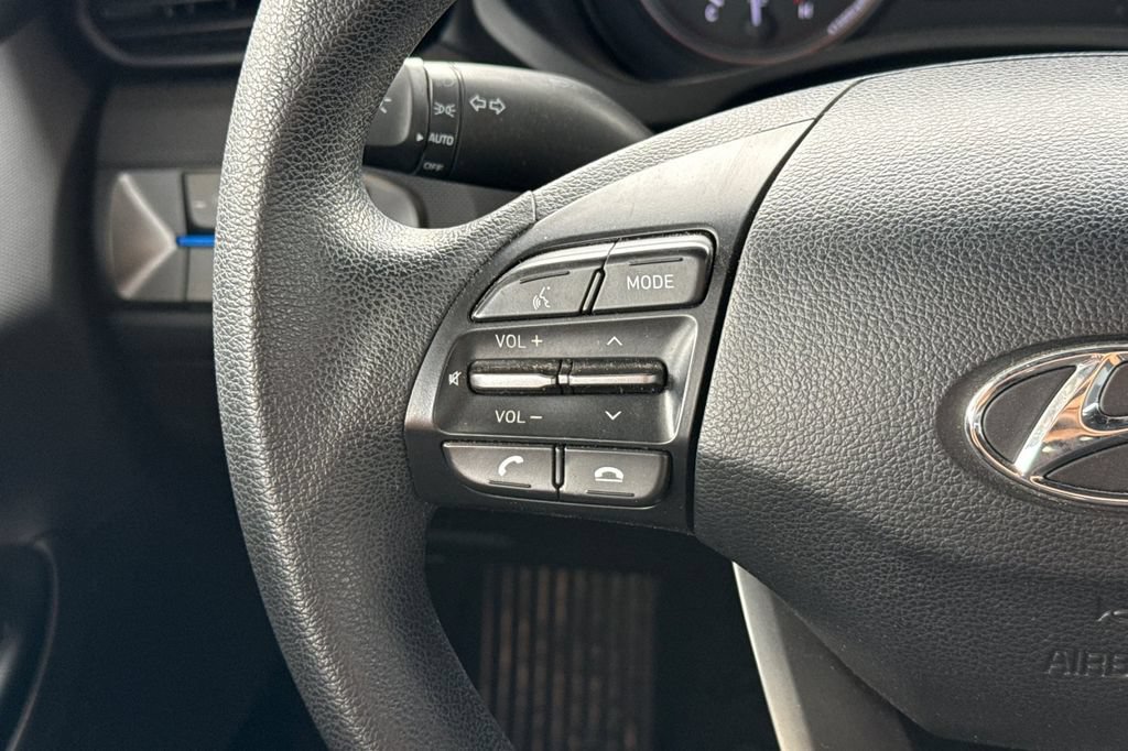Used 2019 Hyundai Veloster 2.0 FWD image 32