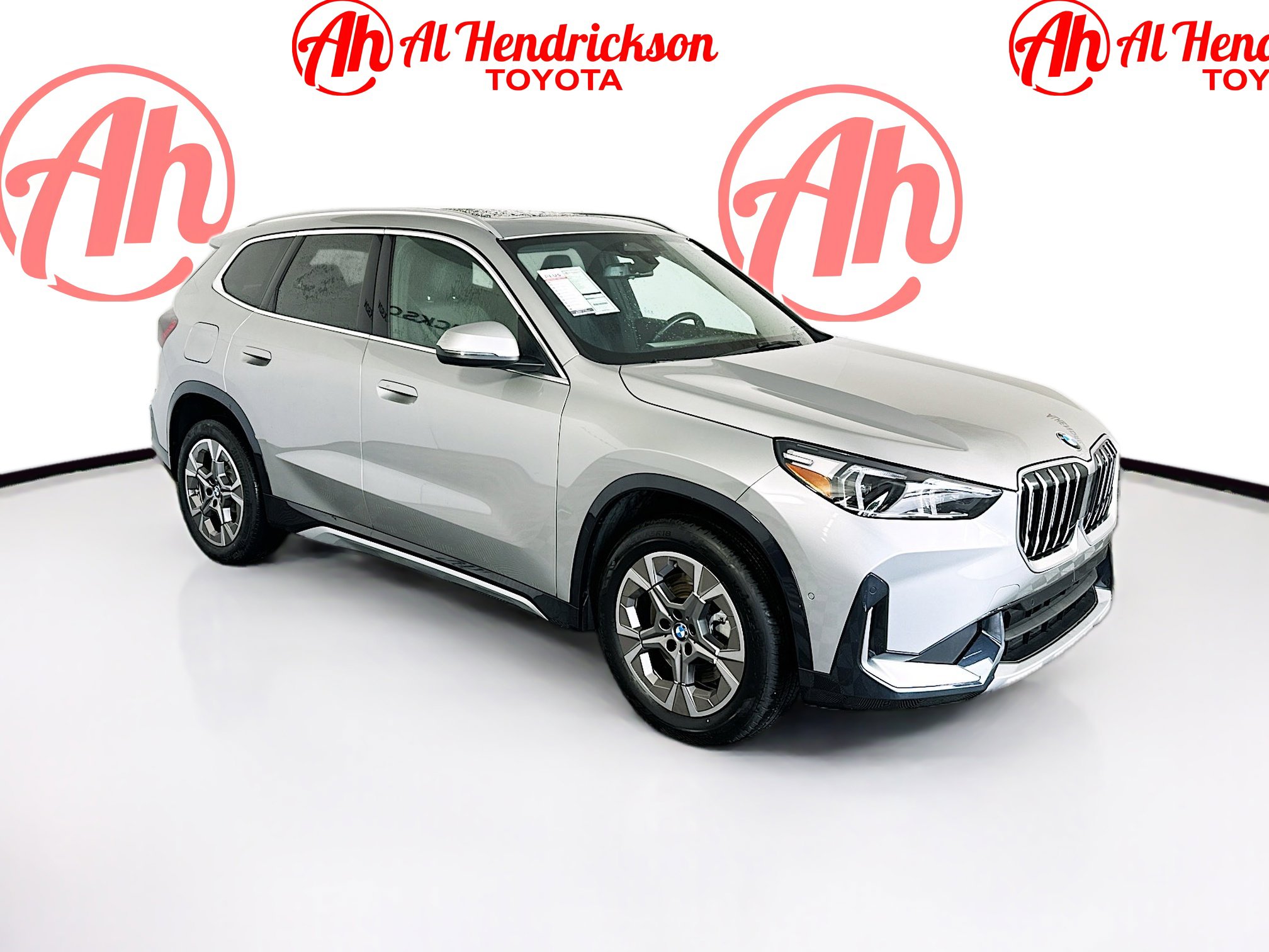 Used 2025 BMW X1 xDrive28i w/ Convenience Package image 1