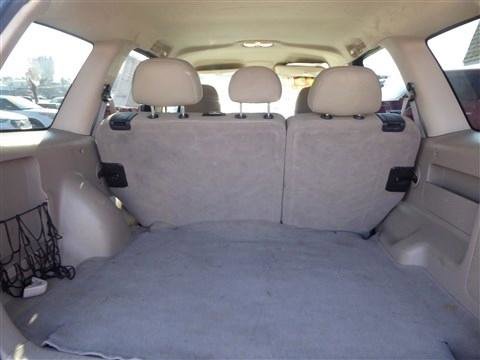 Used 2006 MAZDA Tribute s image 19