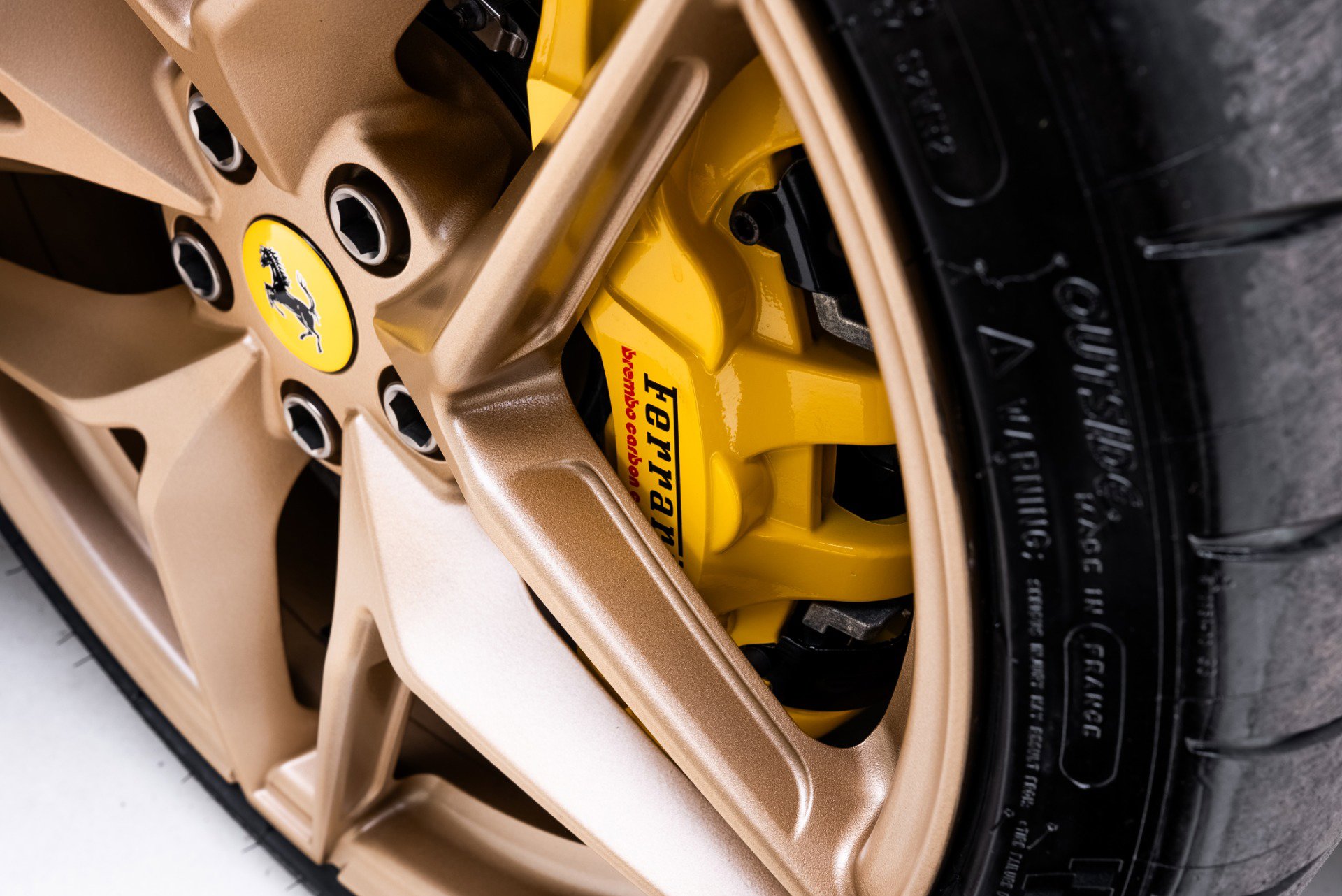 Used 2020 Ferrari 488 Pista image 33