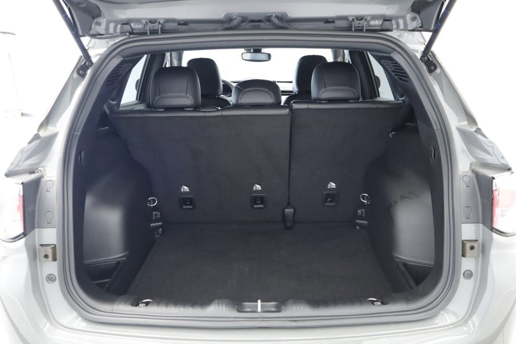Used 2023 Jeep Compass Limited AWD/4WD image 20