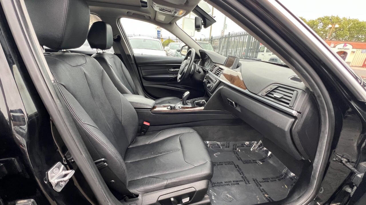 Used 2015 BMW 328i xDrive Wagon image 16