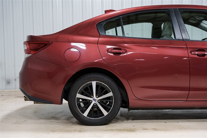 Used 2019 Subaru Impreza 2.0i Premium AWD/4WD image 17