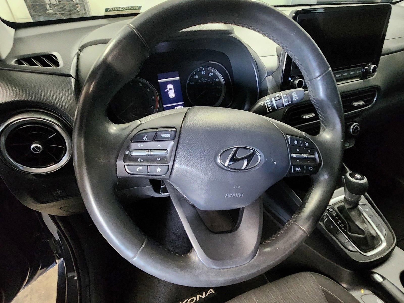 Used 2023 Hyundai Kona SEL w/ Convenience Package image 11