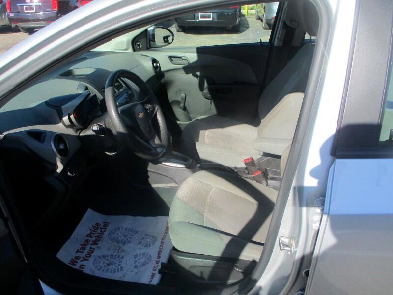 Used 2016 Chevrolet Sonic LS image 10
