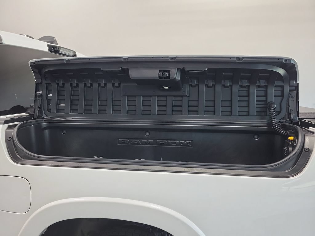 New 2026 RAM 1500 Limited AWD/4WD image 10