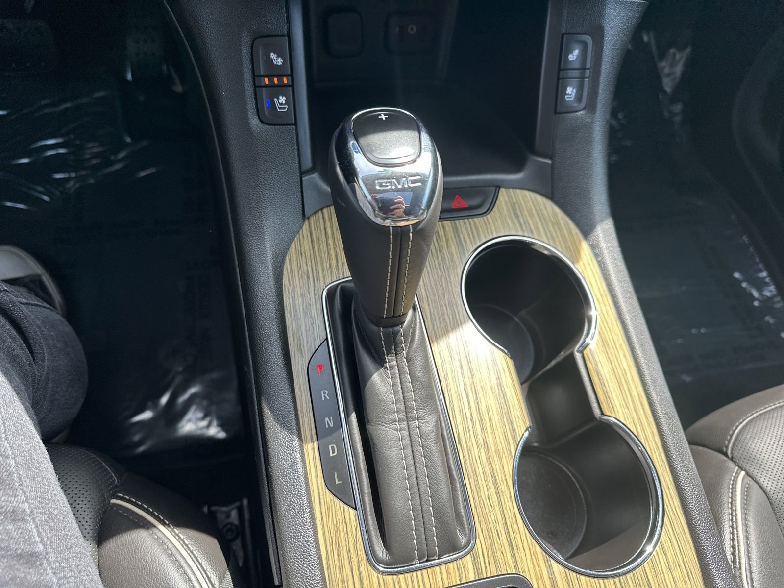 Used 2018 GMC Acadia Denali AWD/4WD image 71