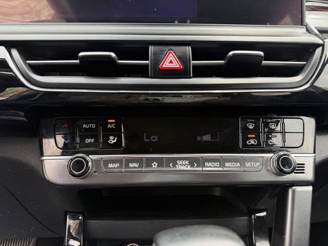 Certified 2024 Kia Seltos S image 19