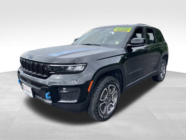 Used 2023 Jeep Grand Cherokee Trailhawk w/ Advanced Protech Group II AWD/4WD image 3