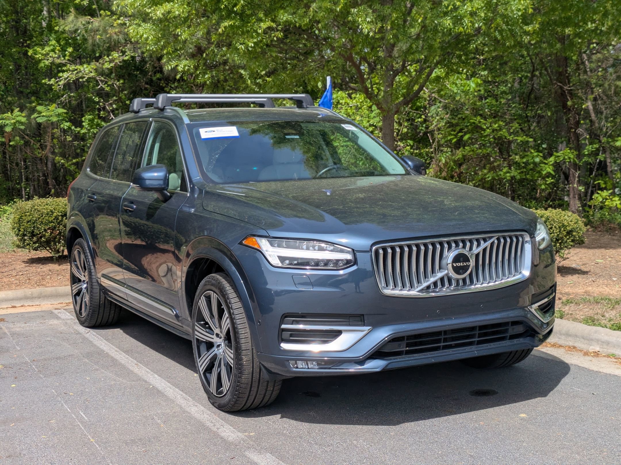 Used 2023 Volvo XC90 B6 Ultimate w/ Protection Package image 2