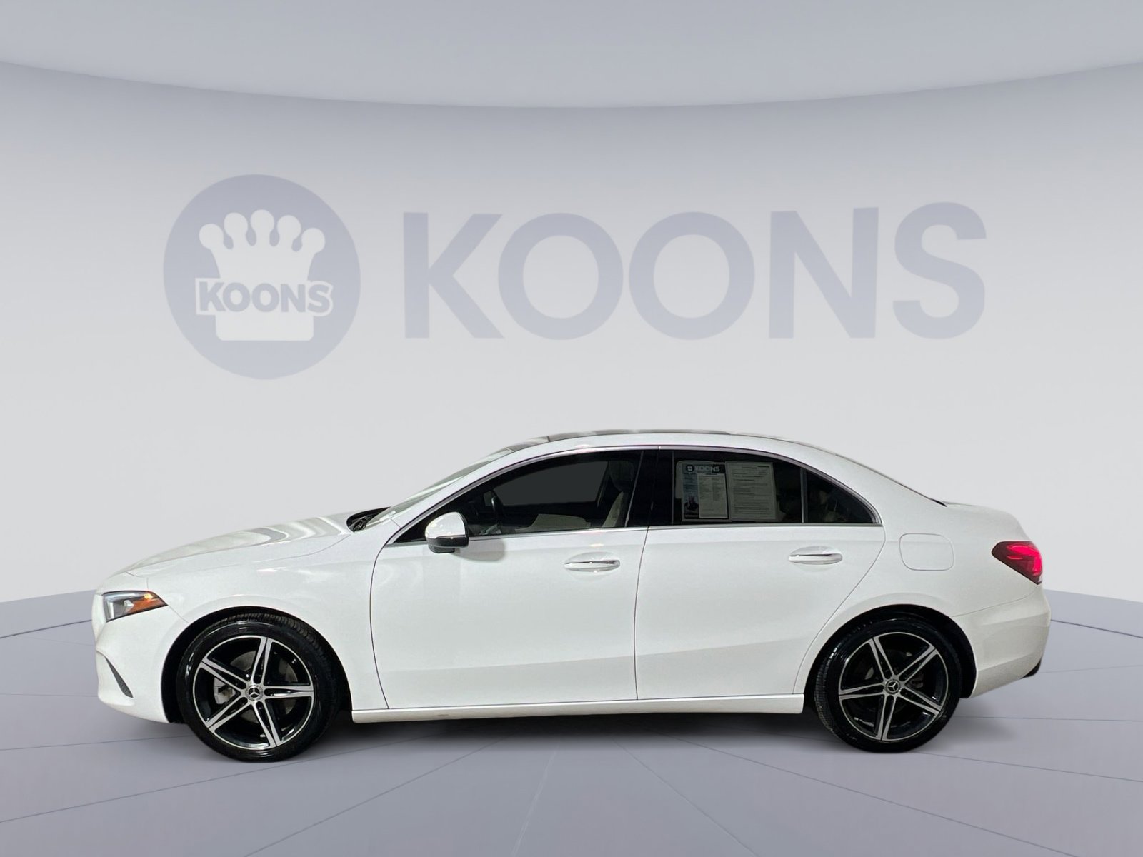 Used 2022 Mercedes-Benz A 220 4MATIC image 2