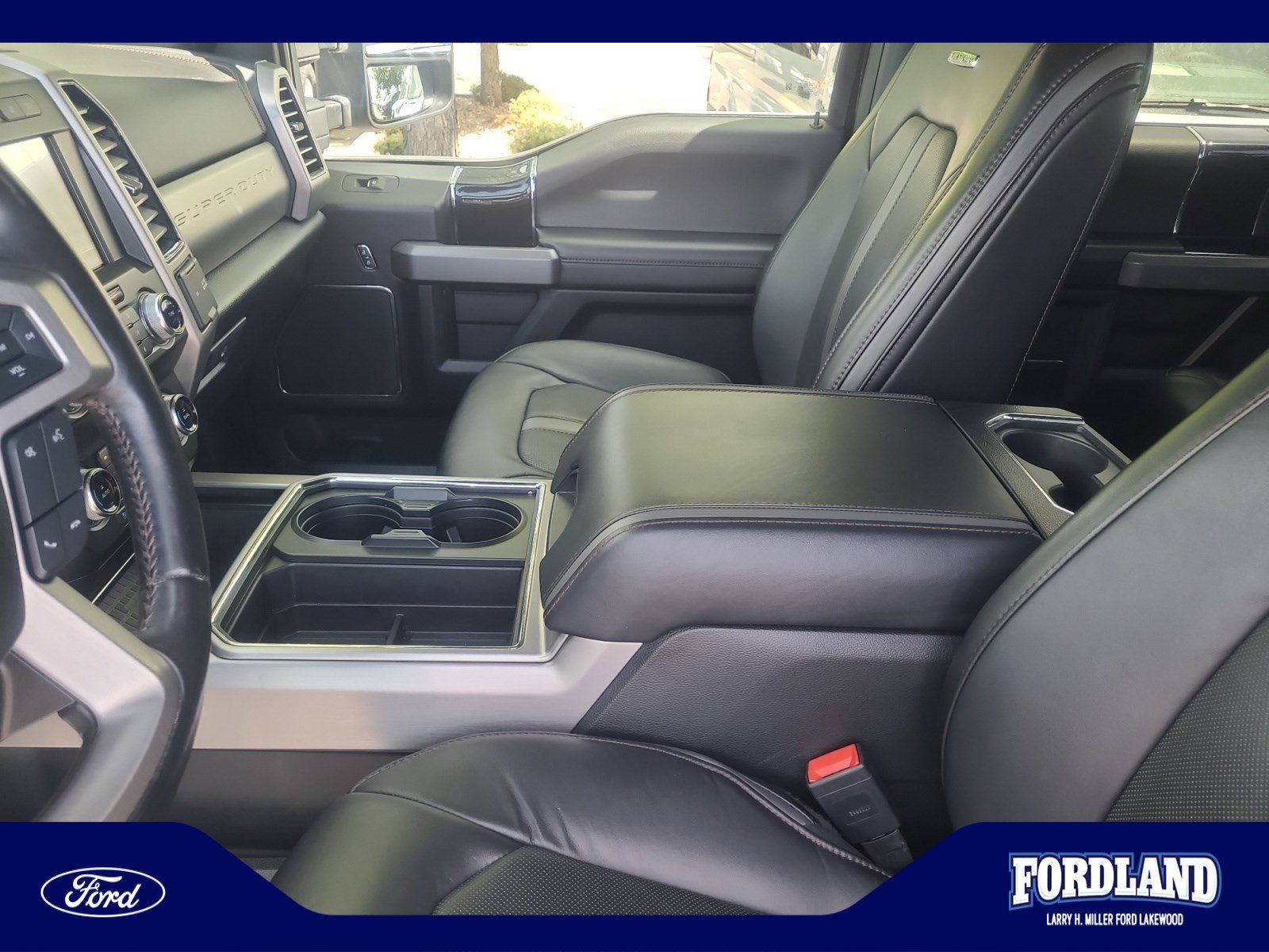 Used 2020 Ford F350 Platinum w/ FX4 Off-Road Package AWD/4WD image 15