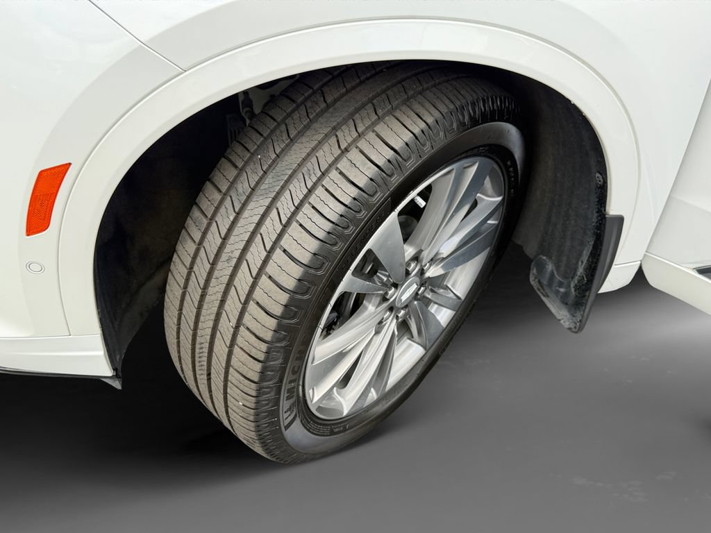 Used 2022 Cadillac XT6 Premium Luxury w/ Technology Package AWD/4WD image 9