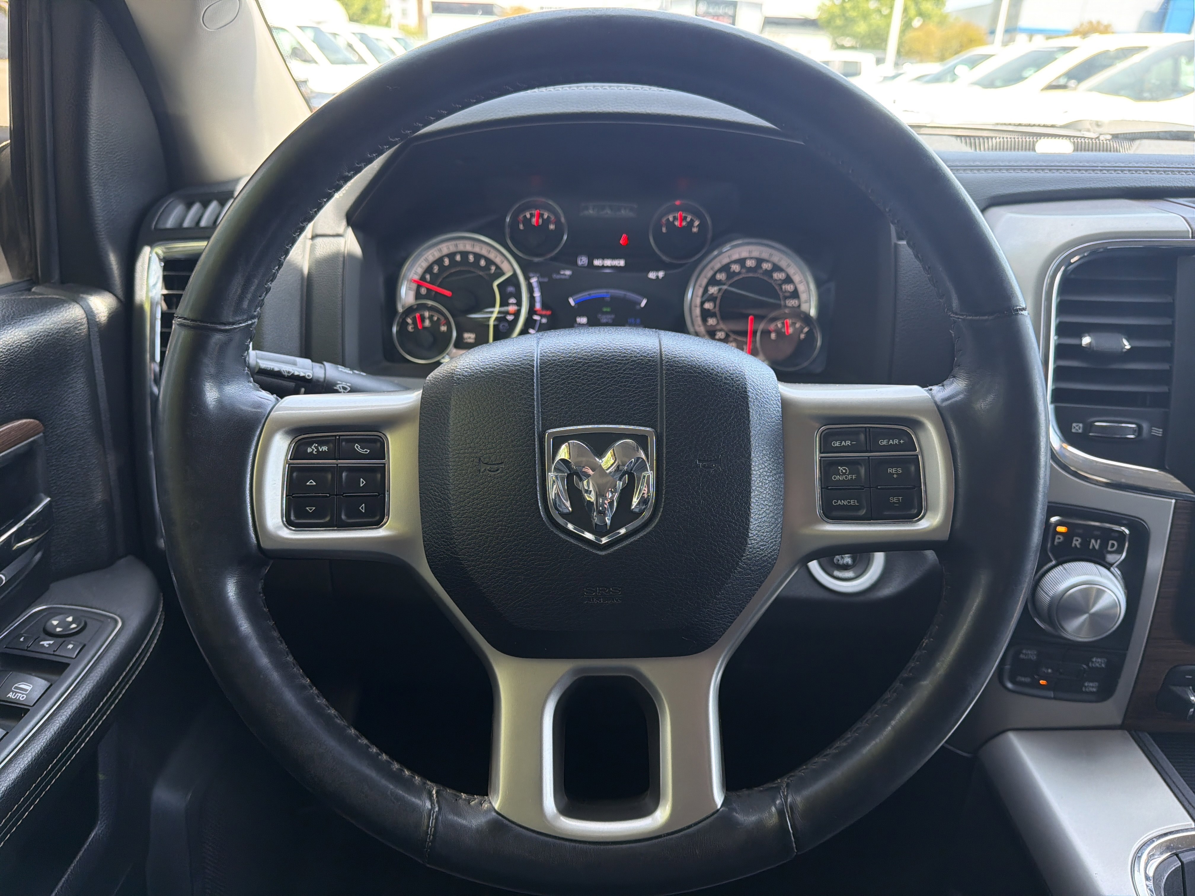 Used 2016 RAM 1500 Laramie w/ Convenience Group image 18