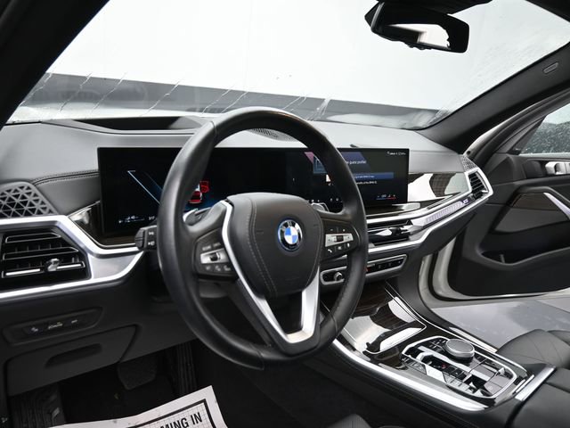 Used 2024 BMW X5 xDrive50e image 17