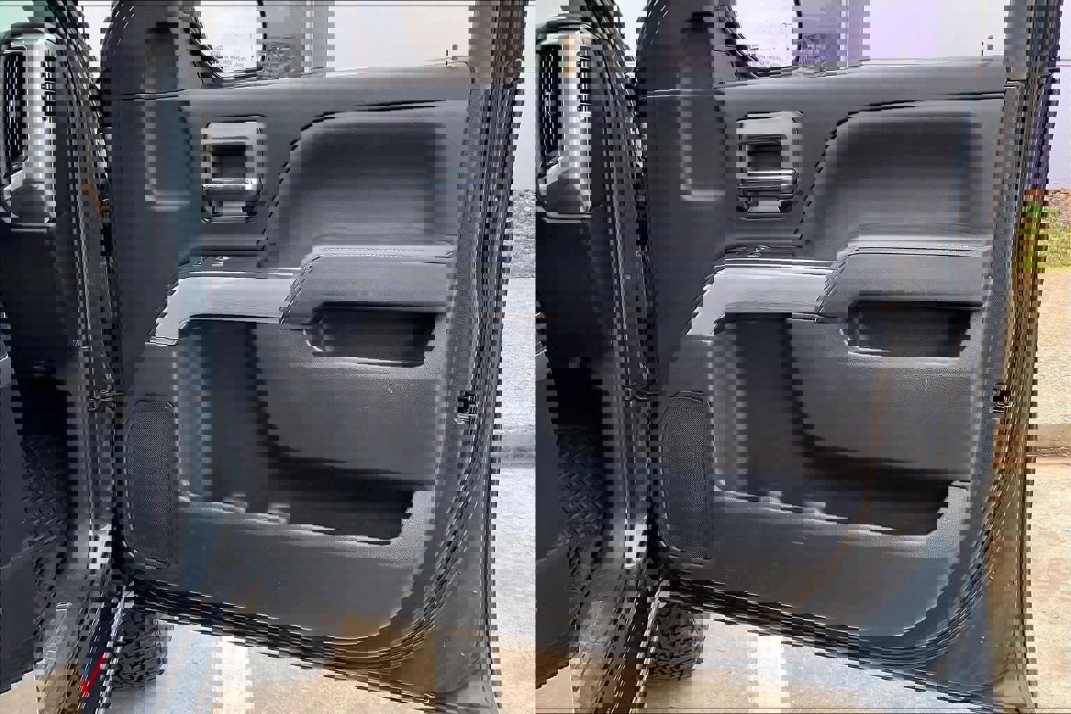 Used 2018 Chevrolet Silverado 1500 LT w/ All Star Edition image 21