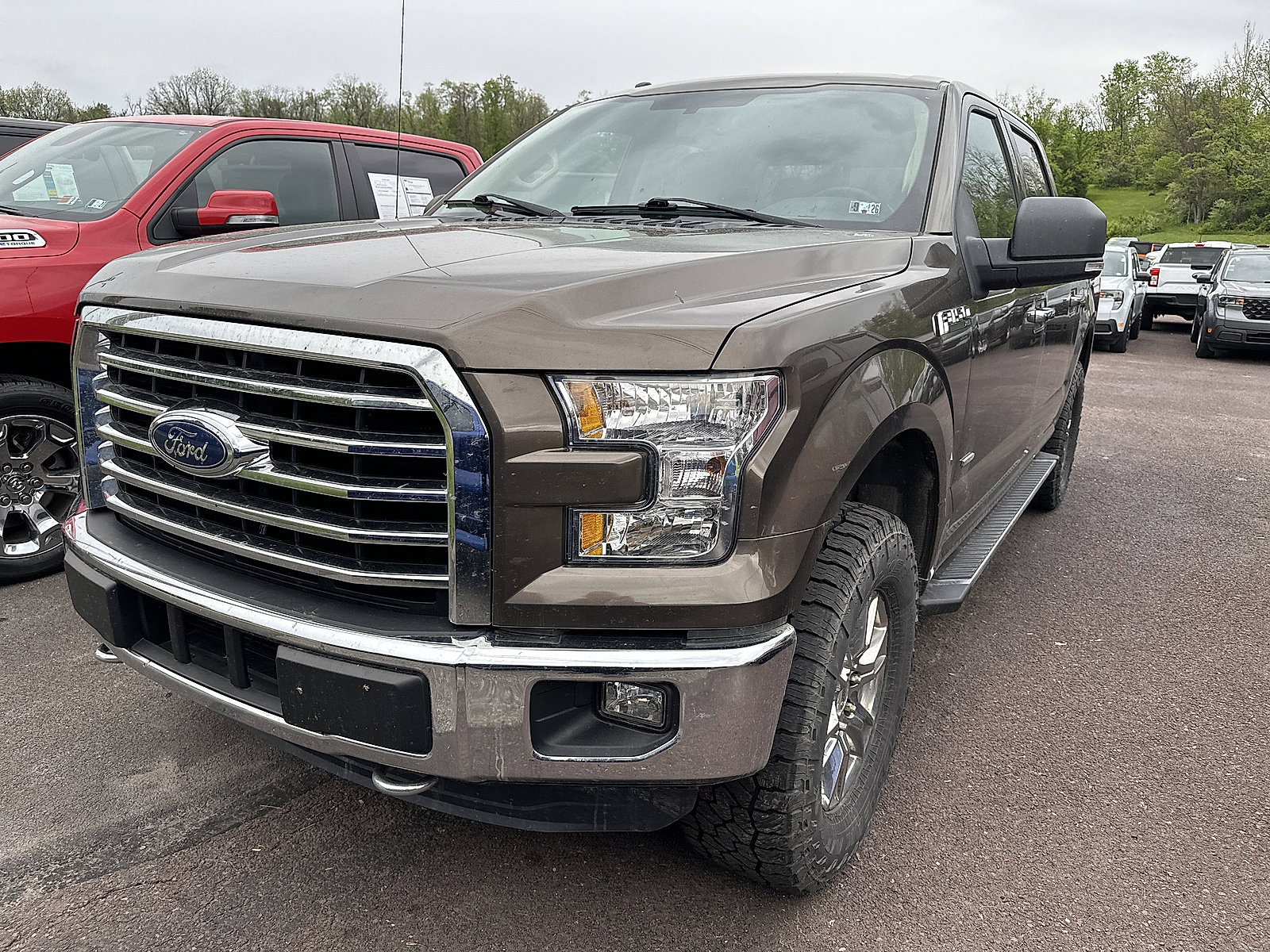 Used 2015 Ford F150 XLT w/ Equipment Group 302A Luxury AWD/4WD image 5