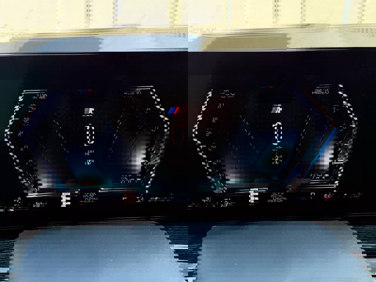 Used 2025 BMW X5 xDrive40i w/ M Sport Package image 97