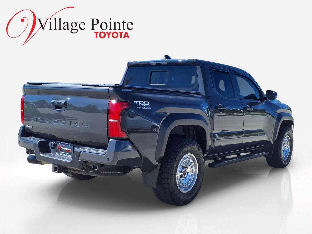 Used 2024 Toyota Tacoma TRD Off-Road w/ TRD Off Road Upgrade Package AWD/4WD image 6