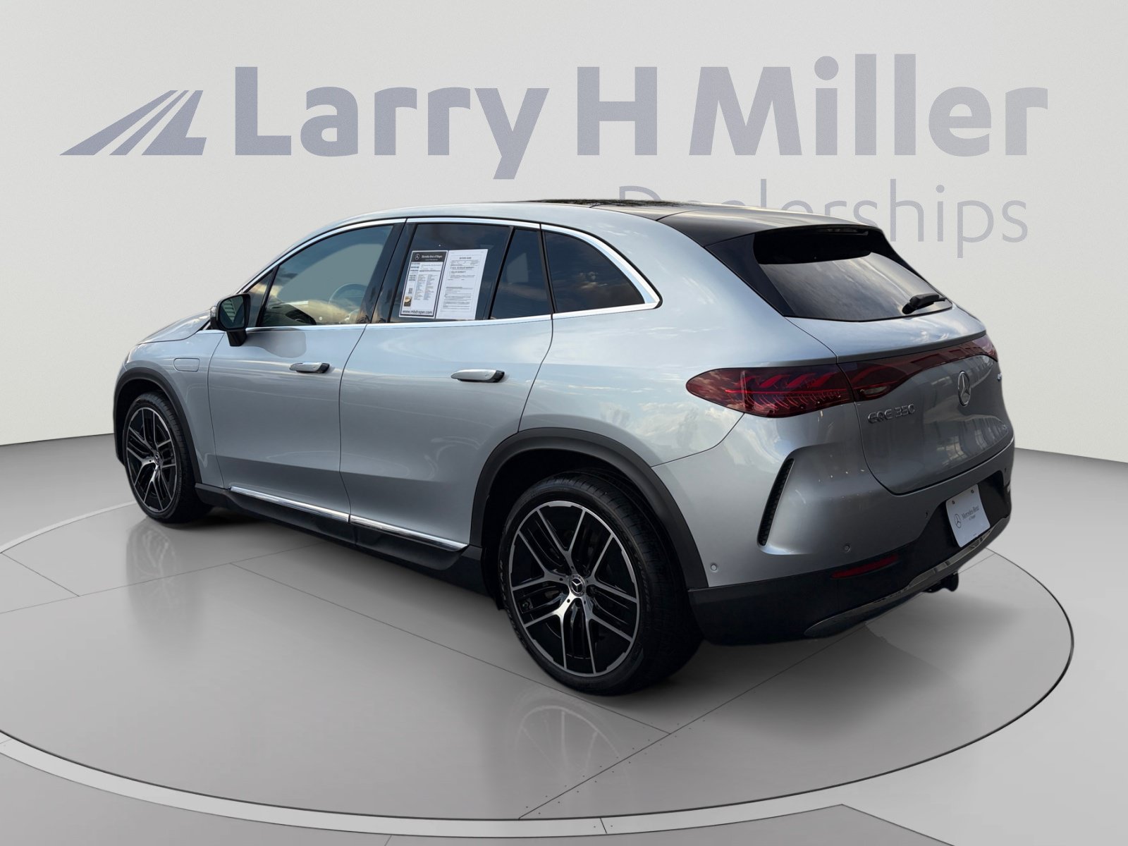 Certified 2023 Mercedes-Benz EQE 350+ 4MATIC SUV image 3