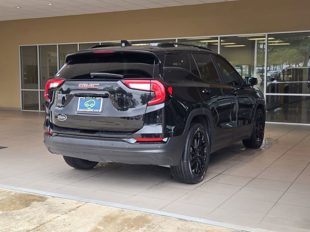 Used 2023 GMC Terrain SLE w/ Driver Convenience Package FWD image 7