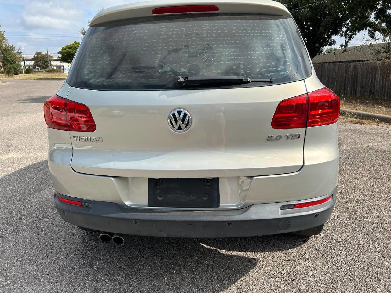 Used 2013 Volkswagen Tiguan S image 8