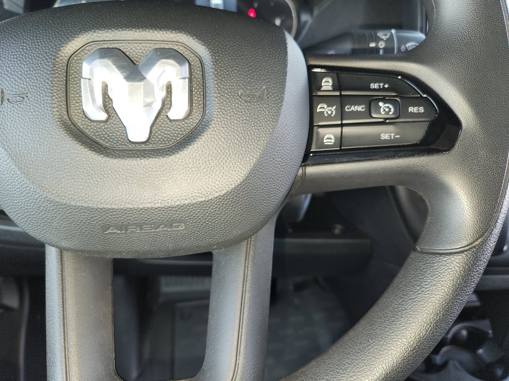 Used 2025 RAM ProMaster 2500 w/ U-Haul Equipment Group FWD image 28