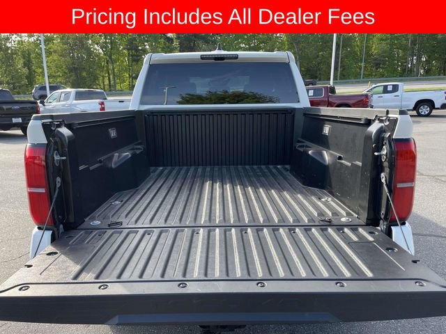 Used 2024 Toyota Tacoma TRD Off-Road AWD/4WD image 13