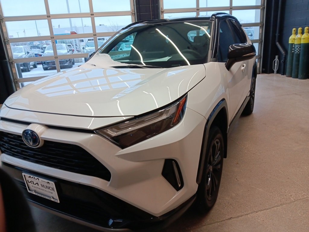 Used 2023 Toyota RAV4 XSE w/ XSE Grade Weather Package image 6
